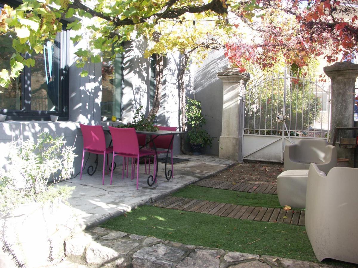 Maison D'Hotes Cote Cour Rasteau Екстер'єр фото