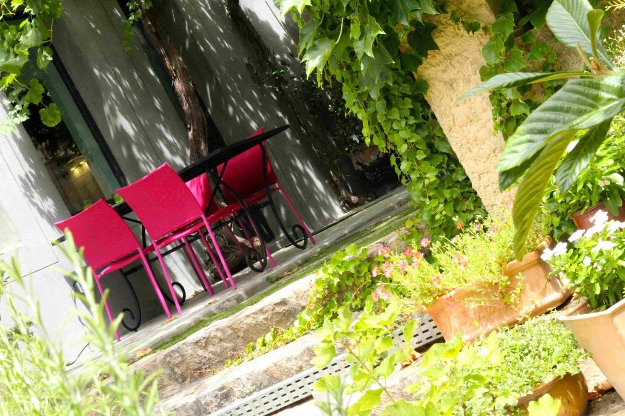 Maison D'Hotes Cote Cour Rasteau Екстер'єр фото
