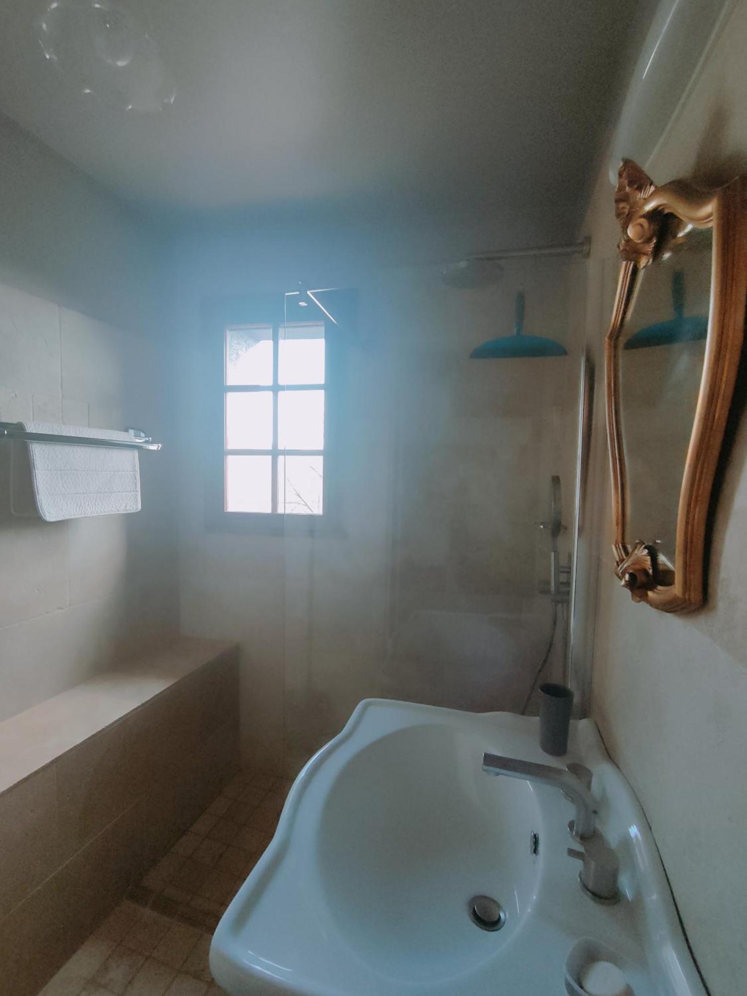 Maison D'Hotes Cote Cour Rasteau Екстер'єр фото